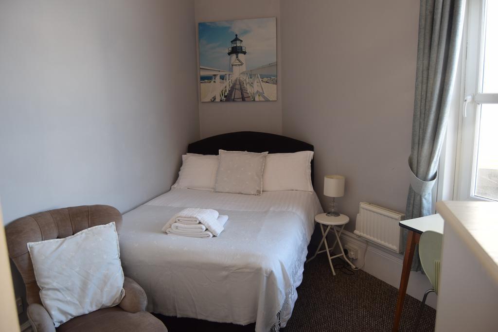 Bed and Breakfast The Blenheim Долиш Экстерьер фото